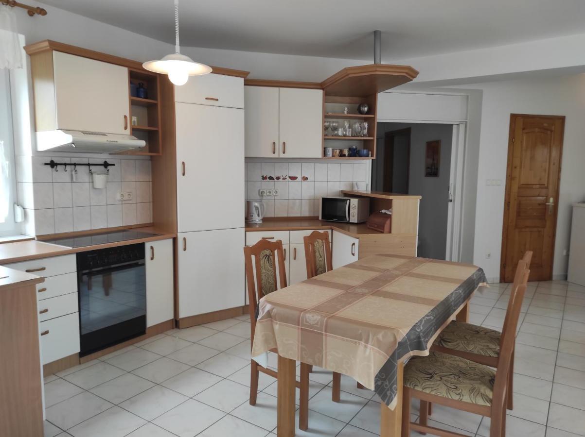 Badacsony Apartmanhaz Badacsonytomaj Exteriér fotografie