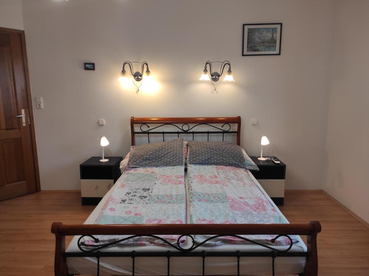 Badacsony Apartmanhaz Badacsonytomaj Exteriér fotografie
